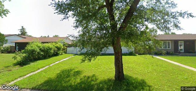 Larawan ng 131 Gemini Avenue sa Winnipeg, Manitoba