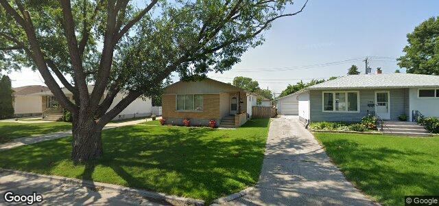 Larawan ng 132 Broad Bay sa Winnipeg, Manitoba