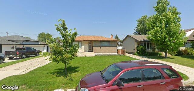 Larawan ng 132 Macaulay Crescent sa Winnipeg, Manitoba