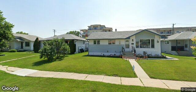 135 Macaulay Crescent（加拿大曼尼托巴省温尼伯市）房屋照片