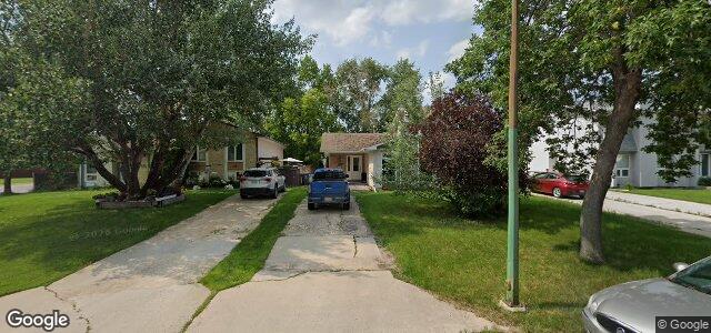 Larawan ng 136 Callum Crescent sa Winnipeg, Manitoba