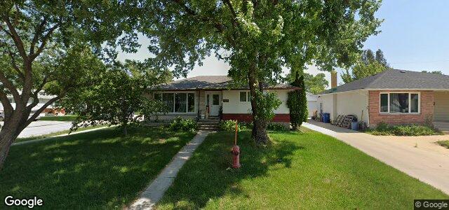 Larawan ng 141 Broad Bay sa Winnipeg, Manitoba