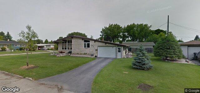 Larawan ng 141 Vryenhoek Crescent sa Winnipeg, Manitoba