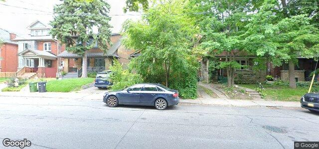 Larawan ng 16 Lauder Avenue sa Winnipeg, Manitoba