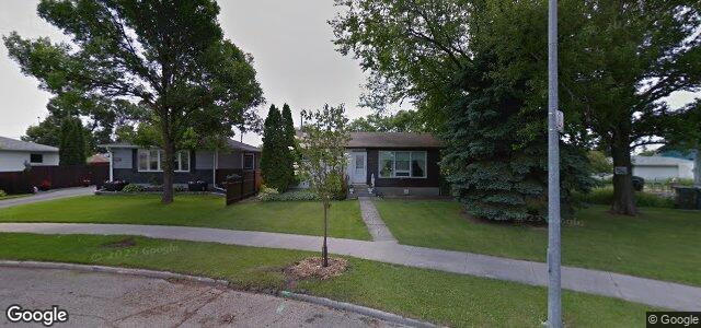 Larawan ng 160 Vryenhoek Crescent sa Winnipeg, Manitoba