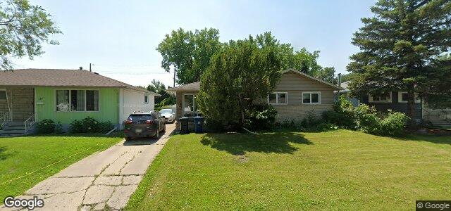 Larawan ng 169 Eade Crescent sa Winnipeg, Manitoba