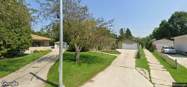 Larawan ng 172 Macaulay Crescent sa Winnipeg, Manitoba
