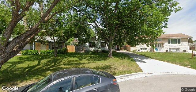 Larawan ng 19 Pinecrest Bay sa Winnipeg, Manitoba