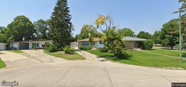 Larawan ng 2 Dounreay Bay sa Winnipeg, Manitoba