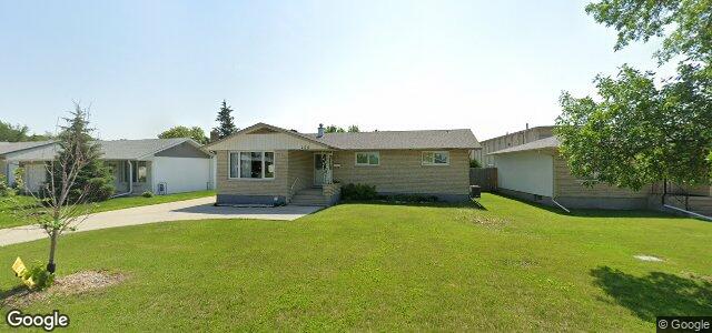 Larawan ng 206 Donwood Drive sa Winnipeg, Manitoba