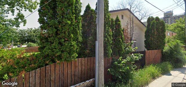 Larawan ng 212 Devon Avenue sa Winnipeg, Manitoba