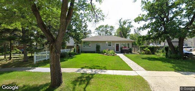 Larawan ng 214 Kingsford Avenue sa Winnipeg, Manitoba