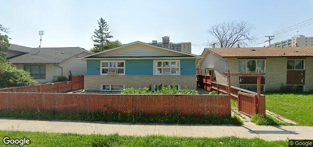 Larawan ng 216 Devon Avenue sa Winnipeg, Manitoba