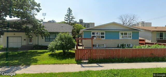 Larawan ng 218 Devon Avenue sa Winnipeg, Manitoba