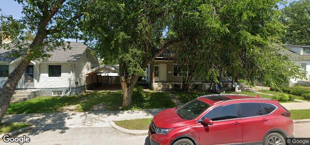 Larawan ng 223 Devon Avenue sa Winnipeg, Manitoba
