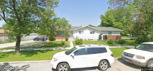 Larawan ng 223 Donwood Drive sa Winnipeg, Manitoba
