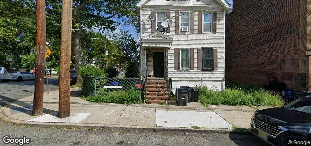 Larawan ng 225 Hawthorne Avenue sa Winnipeg, Manitoba