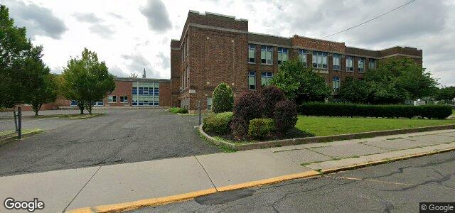 Larawan ng 230 Hawthorne Avenue sa Winnipeg, Manitoba