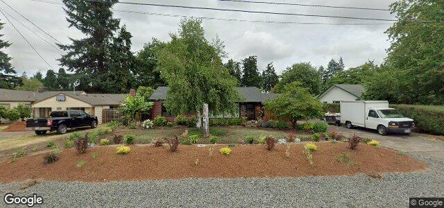 Photo of 233 Hawthorne Avenue in Winnipeg, Manitoba