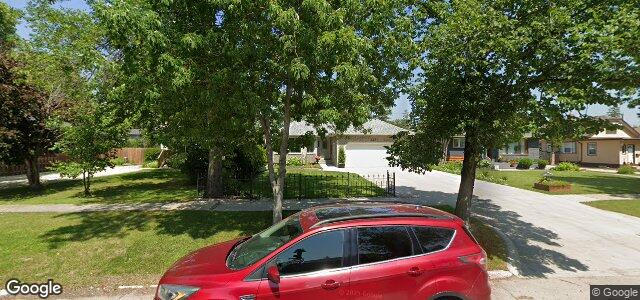 Larawan ng 237 Kingsford Avenue sa Winnipeg, Manitoba