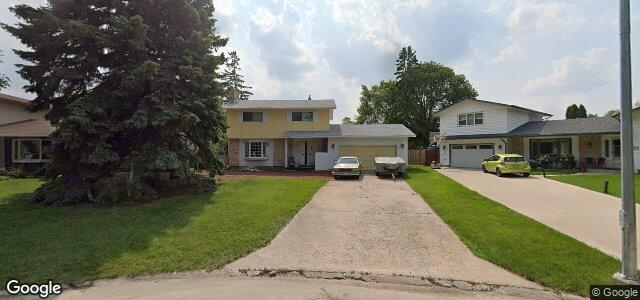 Larawan ng 27 Shelagh Crescent sa Winnipeg, Manitoba