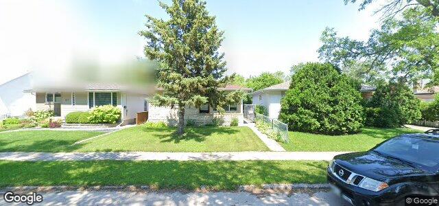 Larawan ng 271 Kingsford Avenue sa Winnipeg, Manitoba