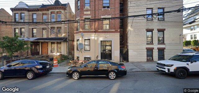 Larawan ng 288 Hawthorne Avenue sa Winnipeg, Manitoba