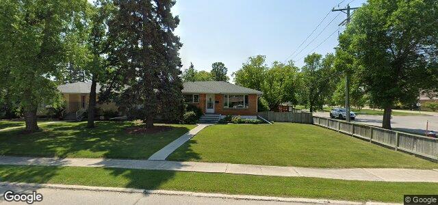Larawan ng 300 Colvin Avenue sa Winnipeg, Manitoba
