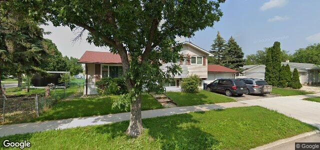 Larawan ng 301 Donwood Drive sa Winnipeg, Manitoba