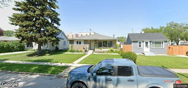 Larawan ng 301 Kingsford Avenue sa Winnipeg, Manitoba