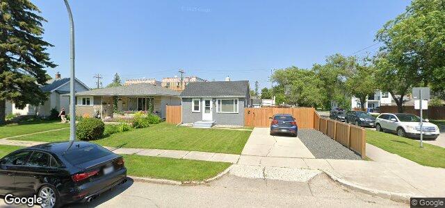 Larawan ng 303 Kingsford Avenue sa Winnipeg, Manitoba