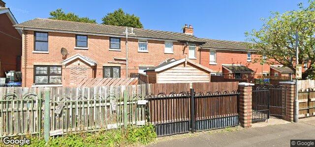 Larawan ng 304 Springfield Road sa Winnipeg, Manitoba