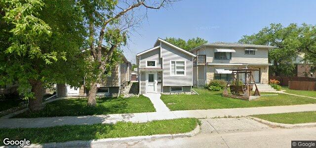 Larawan ng 305 Devon Avenue sa Winnipeg, Manitoba