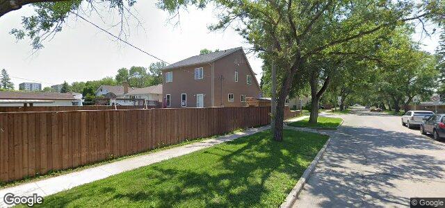 Larawan ng 305 Kingsford Avenue sa Winnipeg, Manitoba