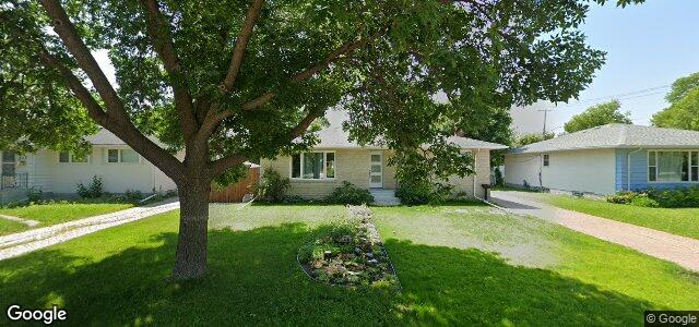 Photo of 306 Dunbeath Avenue in Winnipeg, Manitoba