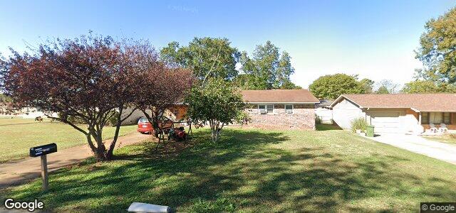 Larawan ng 310 Edison Avenue sa Winnipeg, Manitoba