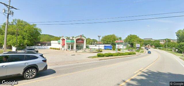 Larawan ng 311 Oakland Avenue sa Winnipeg, Manitoba