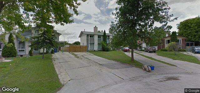 Larawan ng 32 Bret Bay sa Winnipeg, Manitoba