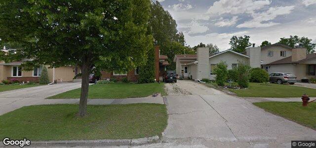 Larawan ng 323 Edelweiss Crescent sa Winnipeg, Manitoba