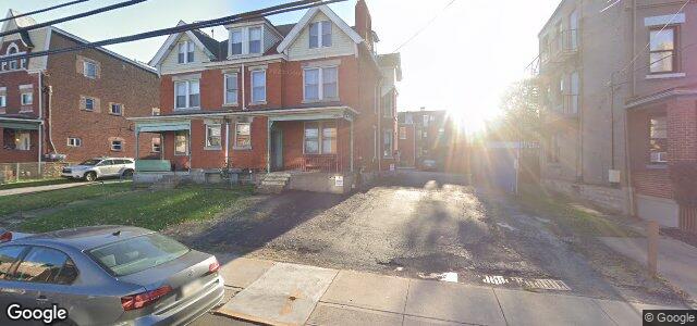 Larawan ng 324 Oakland Avenue sa Winnipeg, Manitoba