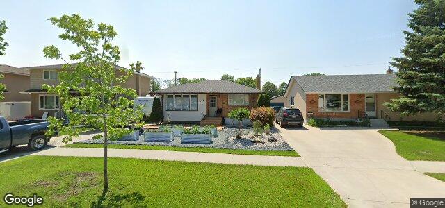 Larawan ng 326 Devon Avenue sa Winnipeg, Manitoba