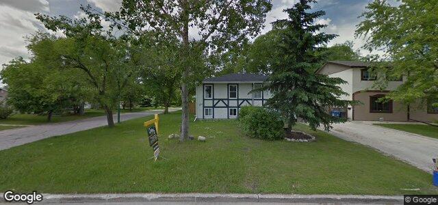 Larawan ng 326 Edelweiss Crescent sa Winnipeg, Manitoba