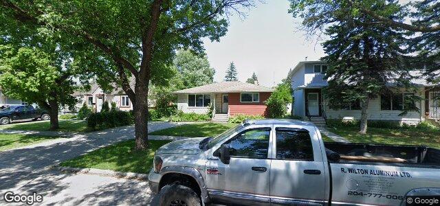 Larawan ng 327 Cheriton Avenue sa Winnipeg, Manitoba