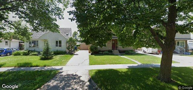 Larawan ng 330 Devon Avenue sa Winnipeg, Manitoba