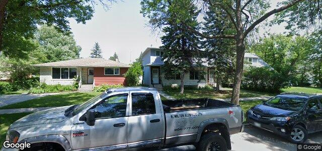 Larawan ng 331 Cheriton Avenue sa Winnipeg, Manitoba