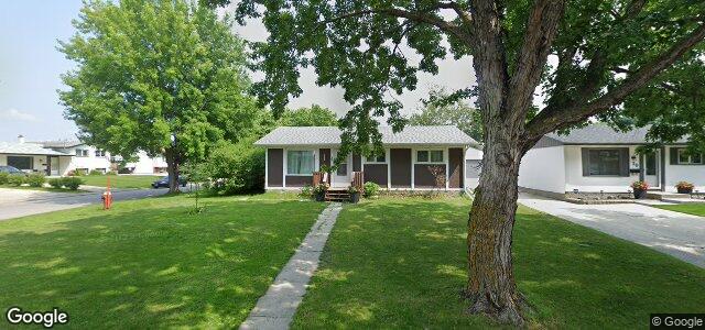 Larawan ng 34 Edelweiss Crescent sa Winnipeg, Manitoba