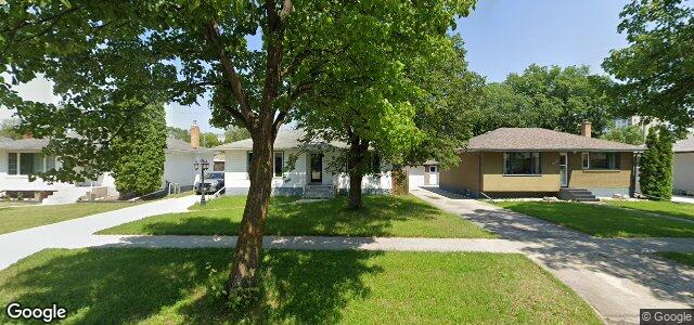 Larawan ng 345 Devon Avenue sa Winnipeg, Manitoba