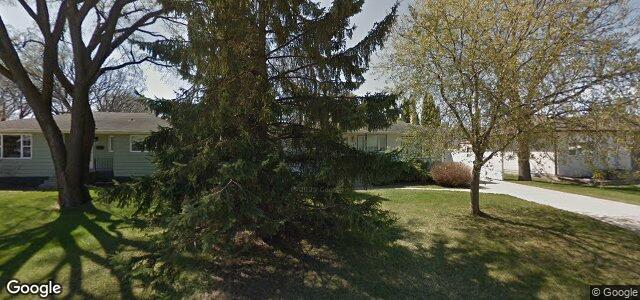 Larawan ng 360 Fearn Avenue sa Winnipeg, Manitoba