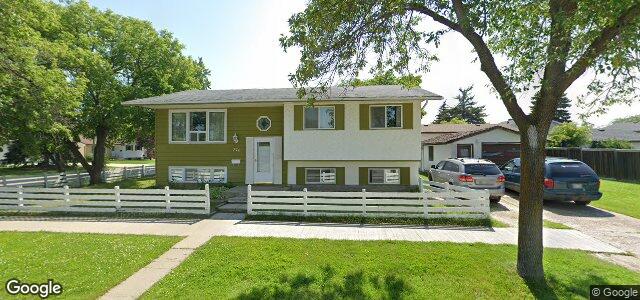 Larawan ng 376 Donwood Drive sa Winnipeg, Manitoba
