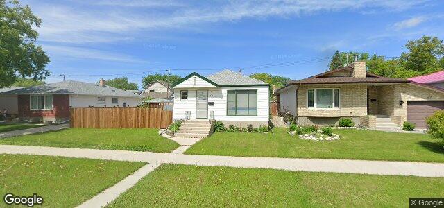 Larawan ng 383 Mcleod Avenue sa Winnipeg, Manitoba